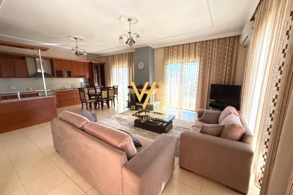 Shtepi me qera Vila Luksoze ne Tirane, 6+1, Mobilimi E mobiluar, Pagesa 90,000  Leke.