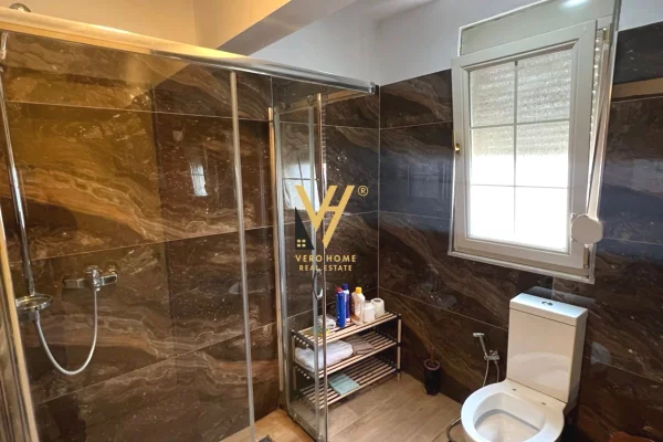 Appartamento in affitto a Tirana 3+1, Arredato