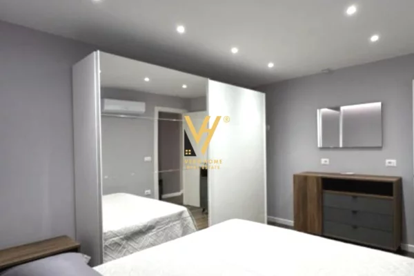 Appartamento in affitto a Tirana 1+1, Arredato