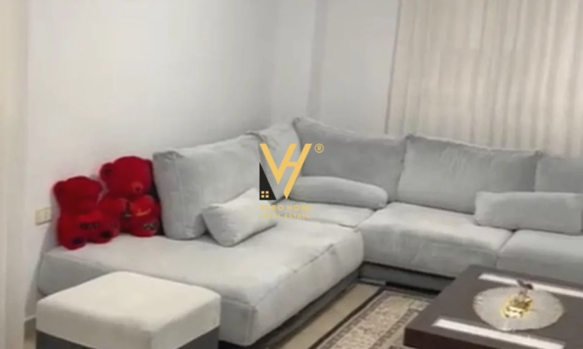 Appartamento in affitto a Tirana 2+1, Arredato