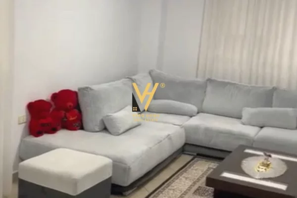 Casa in affitto 2+1 a Tirana - 70,000 Leke