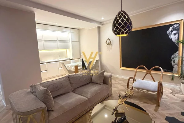 Casa in affitto 1+1 a Tirana - 1,300 Euro