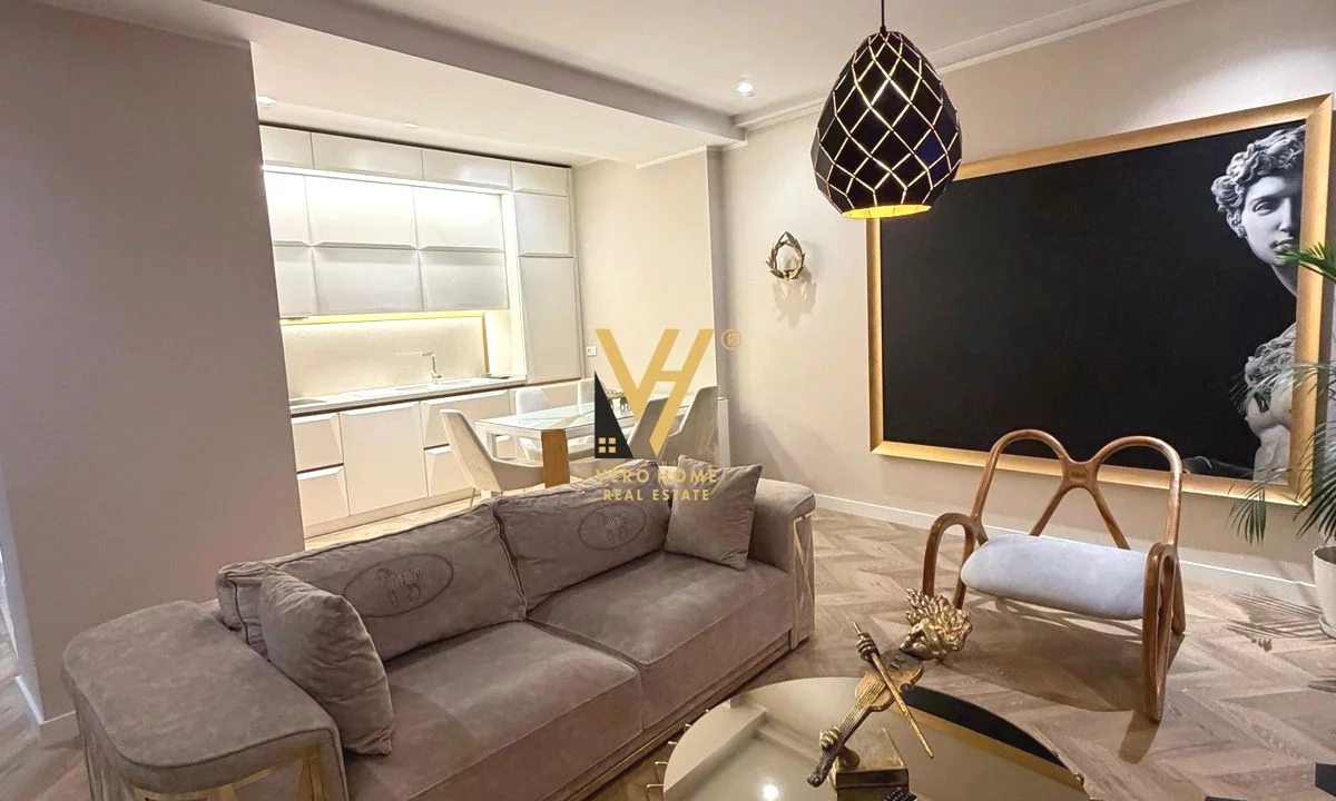 Shtepi ne shitje Apartament ne Tirane, 1+1, Mobilimi E mobiluar, Pagesa 515,000  Euro.