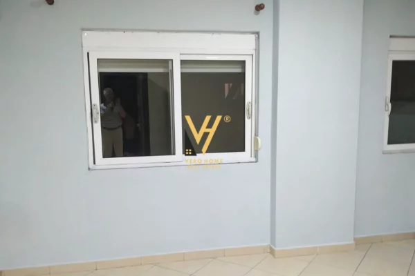 Appartamento in affitto a Tirana 2+1, Vuoto