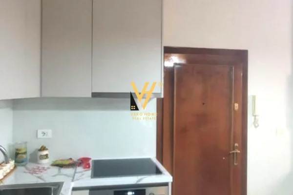 Appartamento in affitto a Tirana 2+1, Arredato