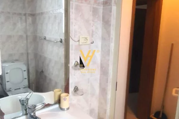 Appartamento in affitto a Tirana 2+1, Arredato