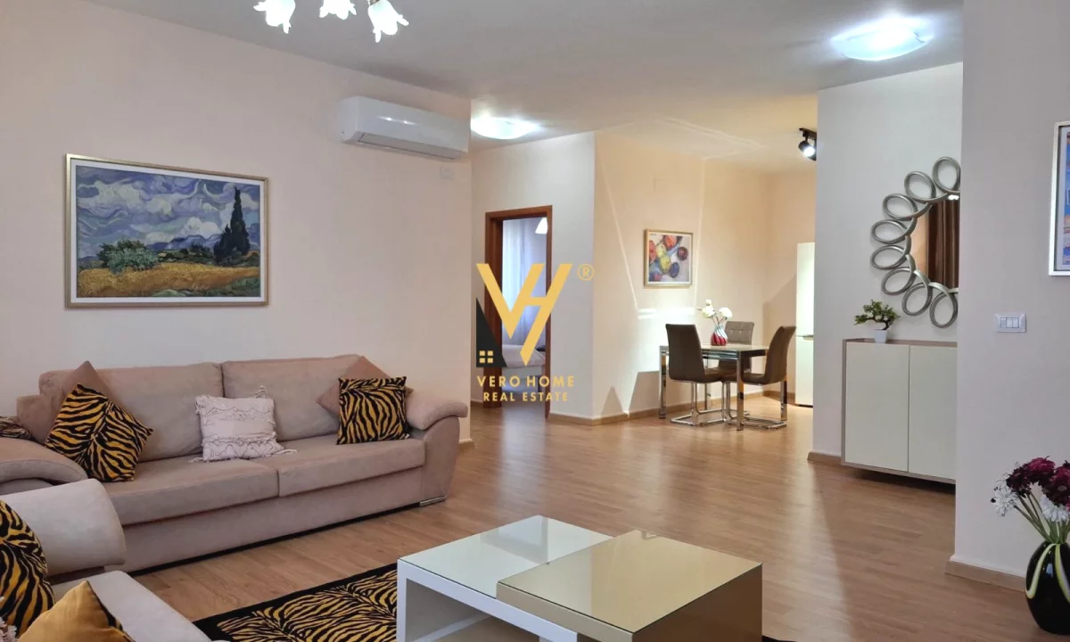 Appartamento in affitto a Tirana 2+1, Arredato