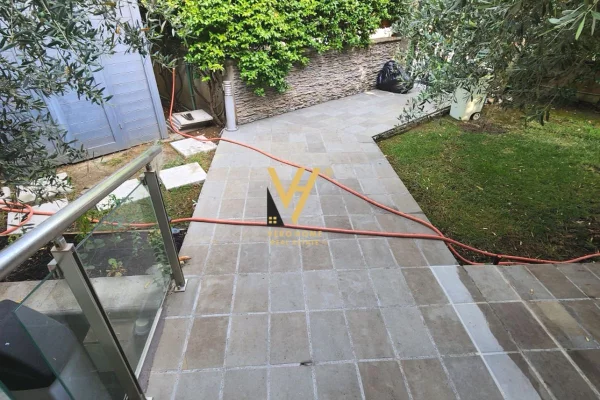 Villa di lusso in affitto a Tirana 3+1, Arredato