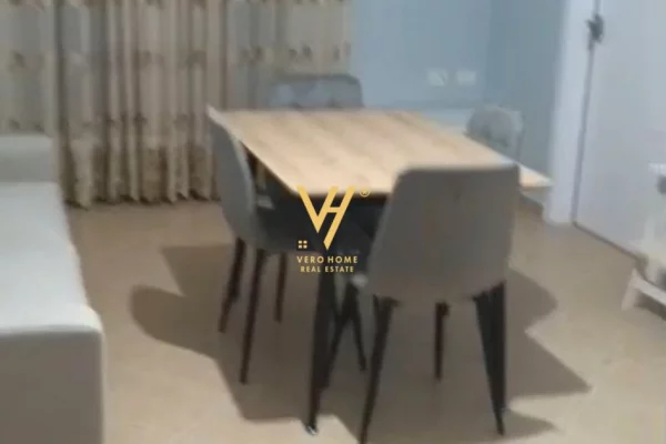 Appartamento in affitto a Tirana 2+1, Arredato