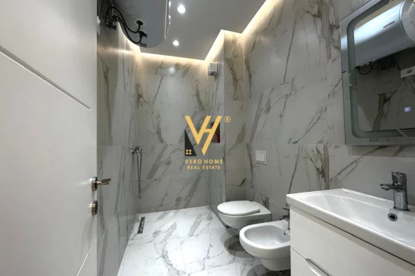 JEPET ZYRE 106 M2 ME QERA TE ARLIS,FARMACIA 10 75.000 LEKE