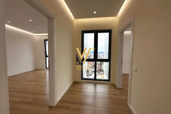 JEPET ZYRE 106 M2 ME QERA TE ARLIS,FARMACIA 10 75.000 LEKE