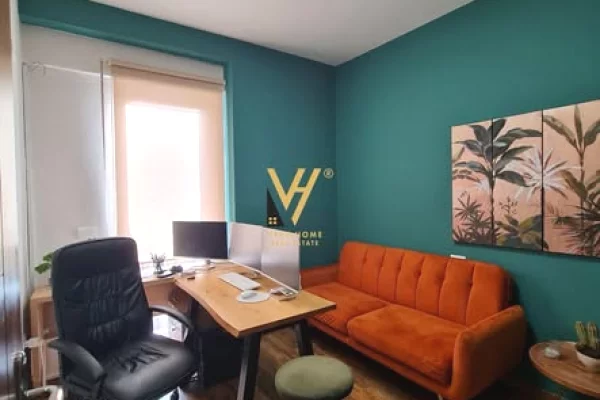 JEPET ZYRE 140 M2 ME QERA TE RR.FROSINA PLAKU 160.000 LEKE