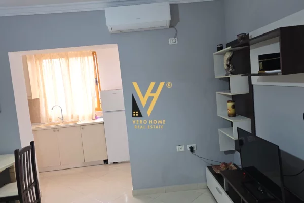 Shtepi me qera Apartament ne Tirane, 1+1, Mobilimi E mobiluar, Pagesa 45,000  Leke.