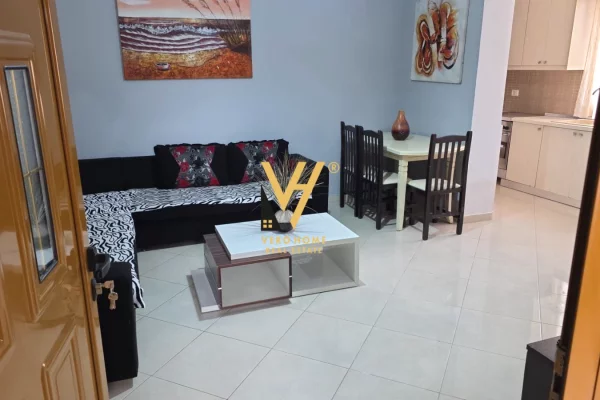 Shtepi me qera Apartament ne Tirane, 1+1, Mobilimi E mobiluar, Pagesa 45,000  Leke.