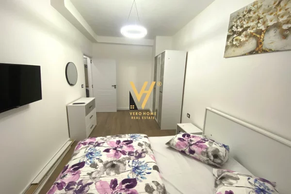 Appartamento in vendita a Tirana 1+1, Arredato