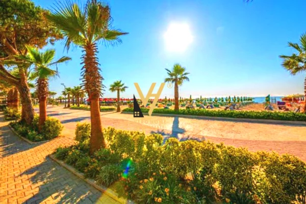 Ambiente Commerciale in Vendita 2+1 a Kavaja - 1,200,000 Euro