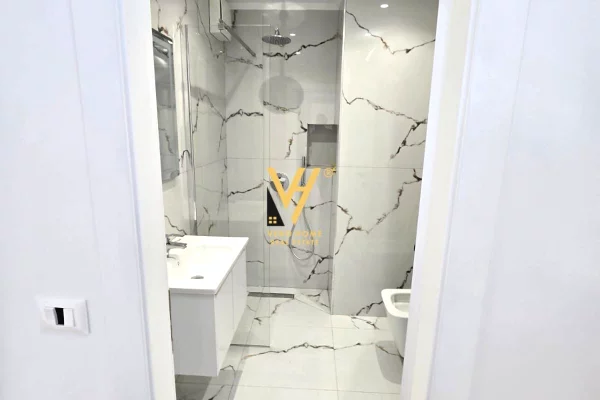 Appartamento in vendita a Tirana 1+1, Vuoto