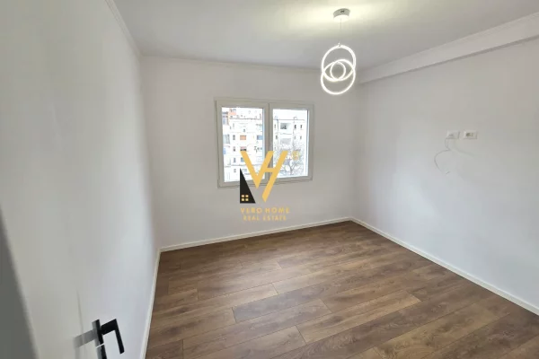 Appartamento in vendita a Tirana 1+1, Vuoto
