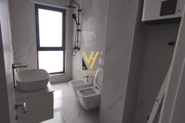 Appartamento in affitto a Tirana 1+1, Vuoto