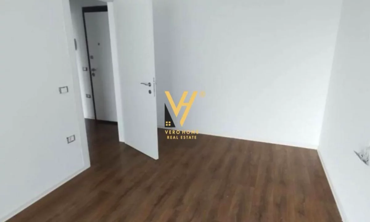 Appartamento in affitto a Tirana 1+1, Vuoto