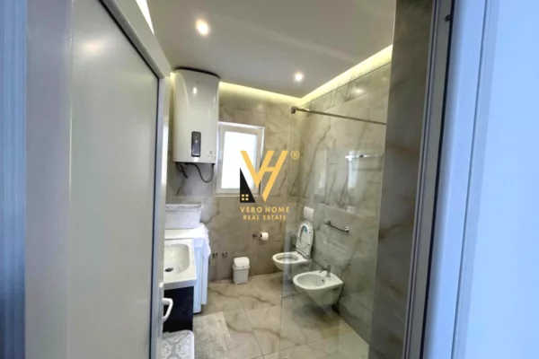 Shtepi me qera Apartament ne Tirane, 2+1, Mobilimi E mobiluar, Pagesa 500  Euro.