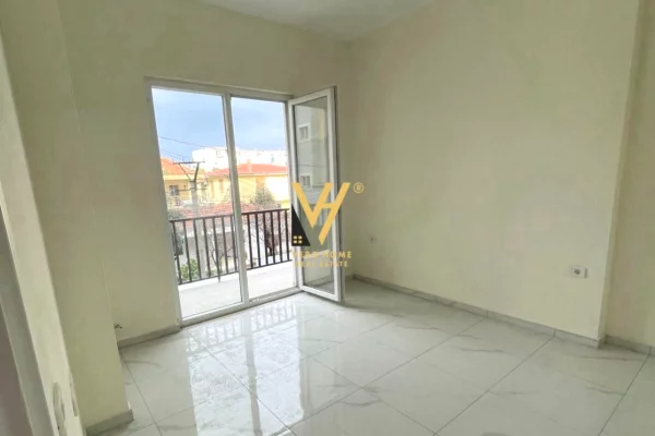 Appartamento in affitto a Tirana 1+1, Vuoto