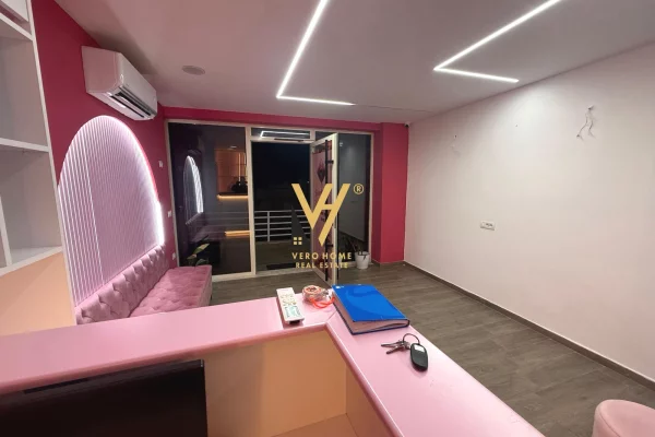 JEPET ZYRE 40 M2 ME QERA TE TOM DOSHI, SHKOZE 35.000 LEKE