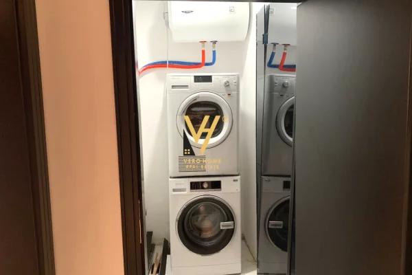 Ambient biznesi me qera 1+1 ne Tirane - 100,000 Leke