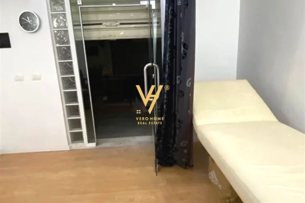 Ambient biznesi me qera 1+1 ne Tirane - 350 Euro