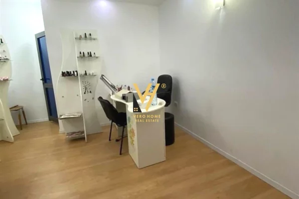 Ambient biznesi me qera 1+1 ne Tirane - 350 Euro