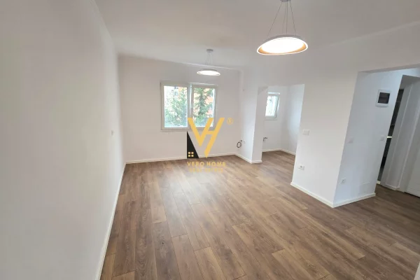 House for Sale 1+1 in Tirana - 8,800,000 Leke