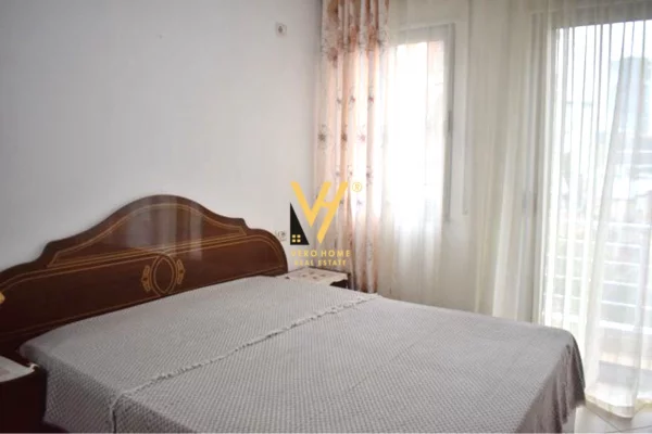 Appartamento in affitto a Tirana 2+1, Arredato