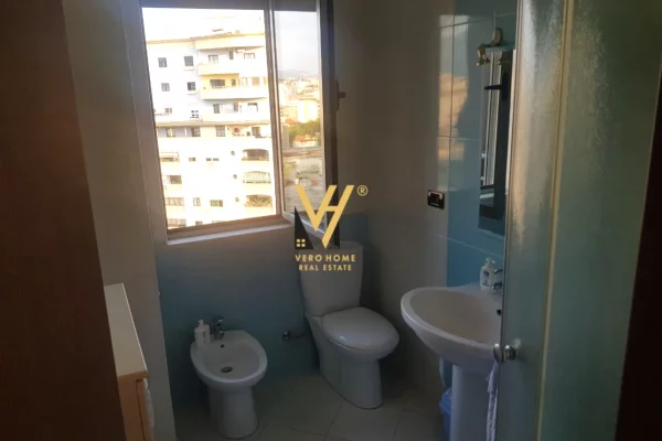 Appartamento in affitto a Tirana 1+1, Arredato