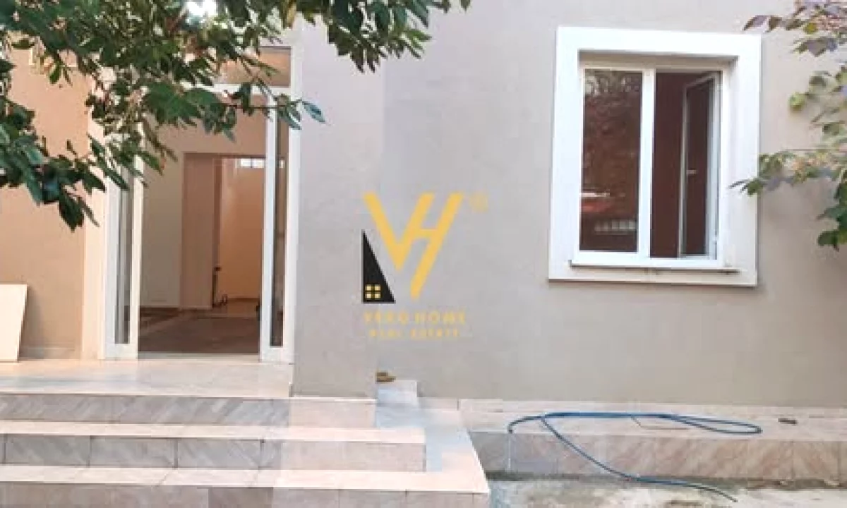 Appartamento in affitto a Tirana 2+1, SemiArredato