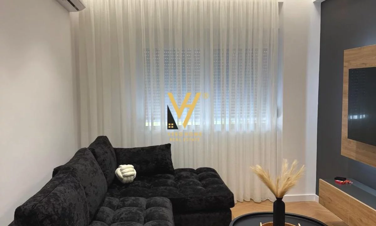 Appartamento in affitto a Tirana 1+1, Arredato