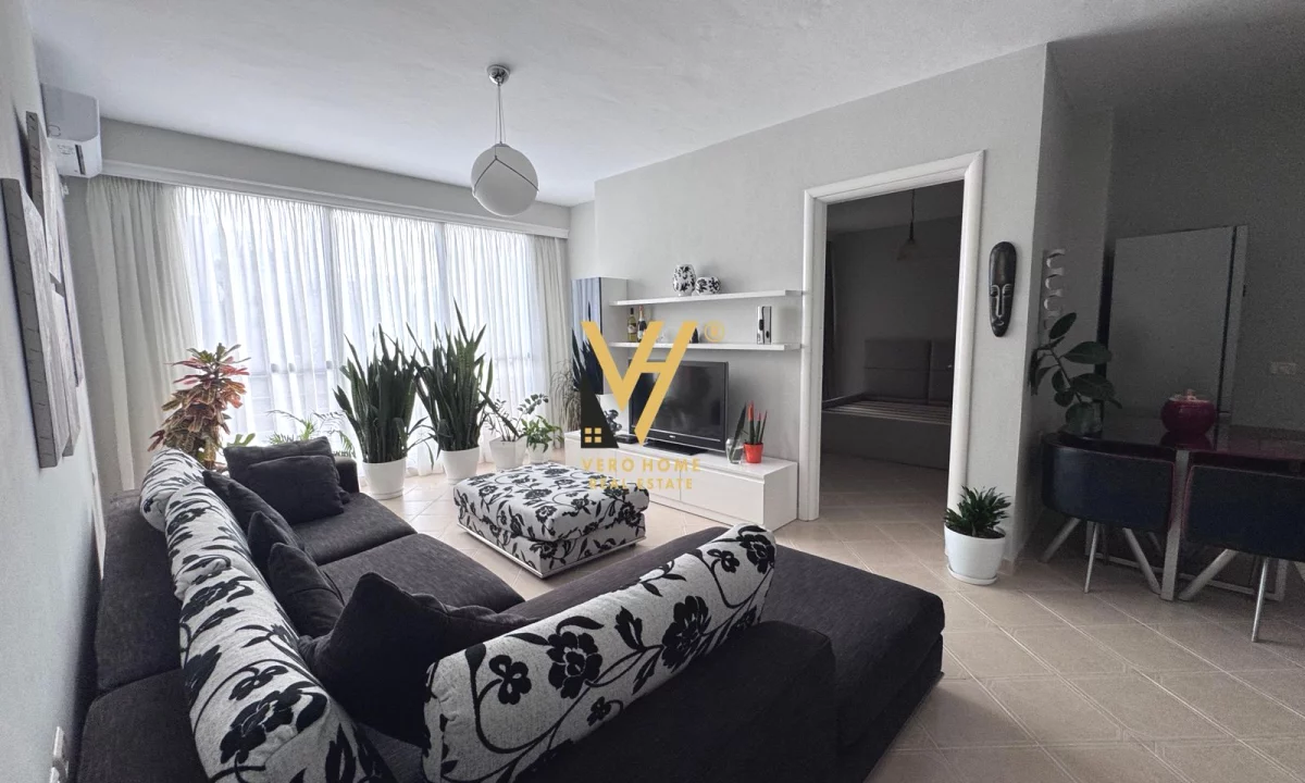 Appartamento in affitto a Tirana 1+1, Arredato