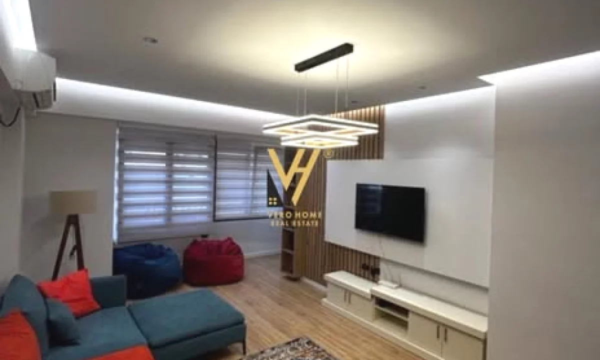 Appartamento in affitto a Tirana 2+1, Arredato