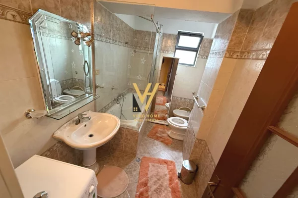 Appartamento in affitto a Tirana 2+1, Arredato