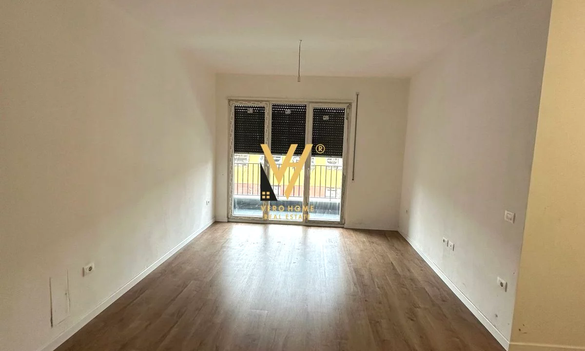 JEPET ZYRE 110 M2 ME QIRA TE 5 MAJI 85.000 LEKE