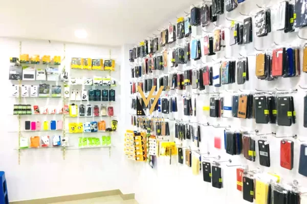 SHITET BIZNESI, DYQAN CELULARESH NE BLLOK 8.000 EURO