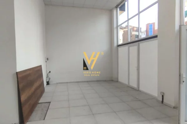 JEPET AMBIENT 75 M2 ME QERA TEK OXHAKU 1.500 EURO