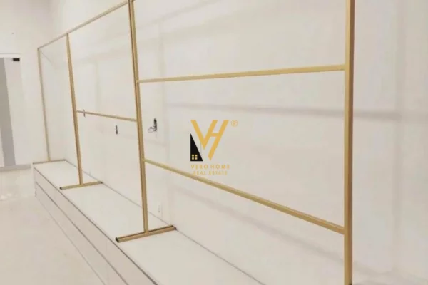 Ambient biznesi me qera 1+1 ne Tirane - 610,000 Leke