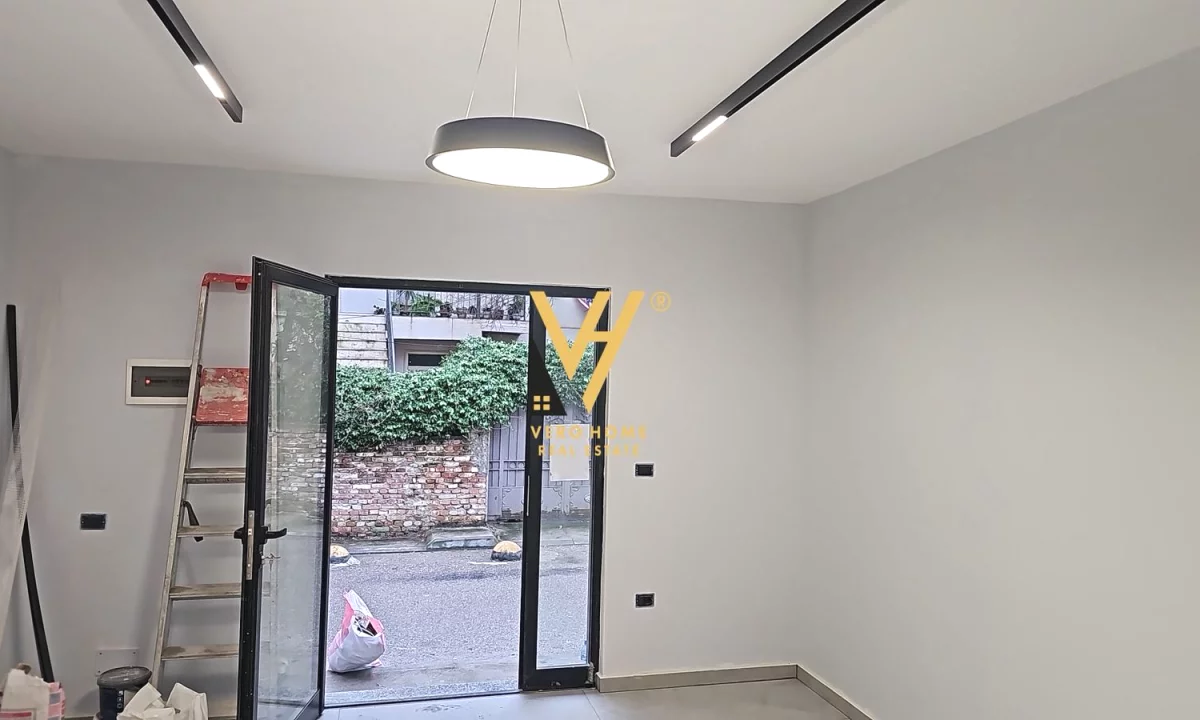 SHITET DYQAN 24 M2 TE RRUGA HIM KOLLI 78.000 EURO