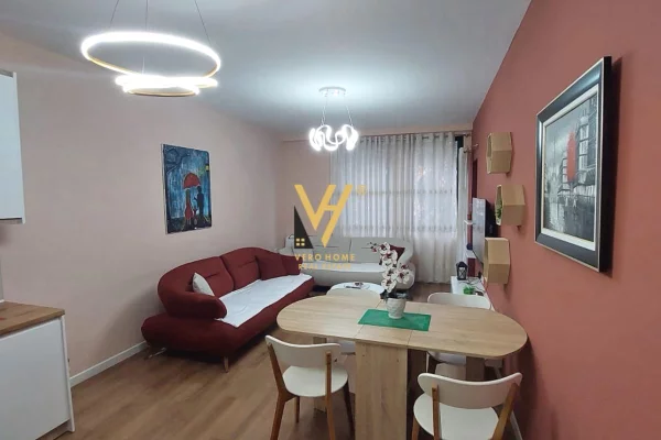 Shtepi me qera Apartament ne Tirane, 1+1, Mobilimi E mobiluar, Pagesa 750  Euro.