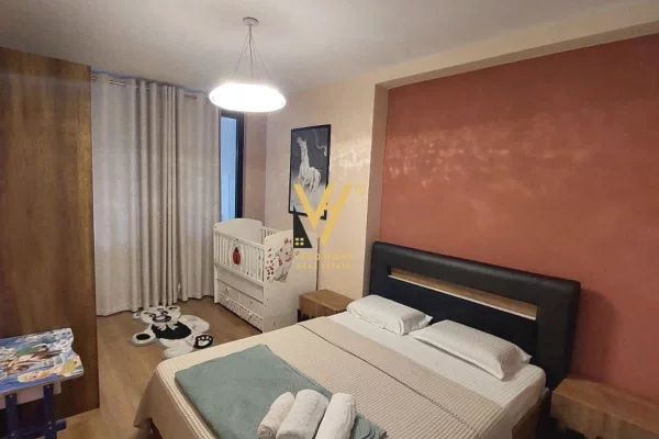 Shtepi me qera Apartament ne Tirane, 1+1, Mobilimi E mobiluar, Pagesa 750  Euro.