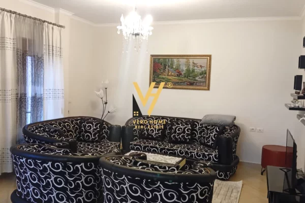 Shtepi me qera Apartament ne Tirane, 2+1, Mobilimi E mobiluar, Pagesa 40,000  Leke.