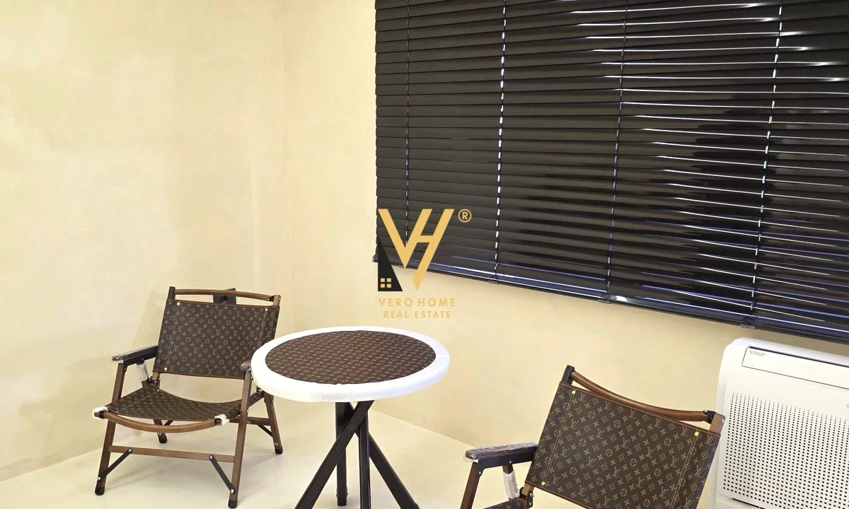 Shtepi ne shitje Apartament ne Tirane, 1+1, Mobilimi Bosh, pa mobiluar, Pagesa 221,000  Euro.