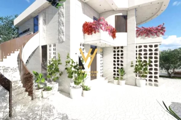 House for Sale 7+1 in Saranda - 190,000 Euro