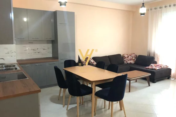 Casa in affitto 2+1 a Tirana - 70,000 Leke