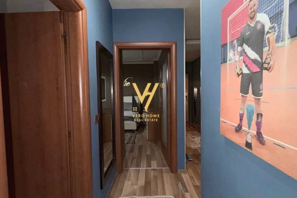 Appartamento in affitto a Tirana 2+1, Arredato